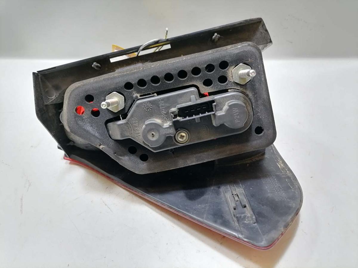 Ford Galaxy 2 original Rücklicht Rückleuchte Schlussleuchte rechts Bj.2009